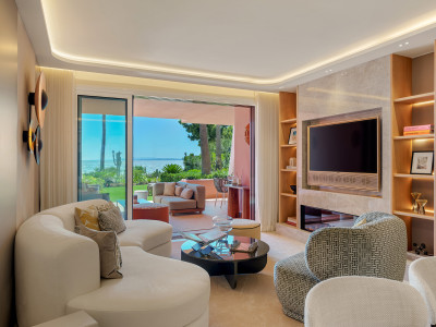 Ground Floor Apartment for sale in Cabo Bermejo, Estepona