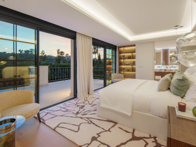 Villa zum Verkauf in Nueva Andalucia