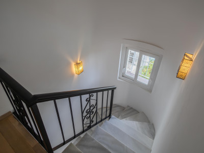 Reihenhaus zum Verkauf in Nueva Andalucia
