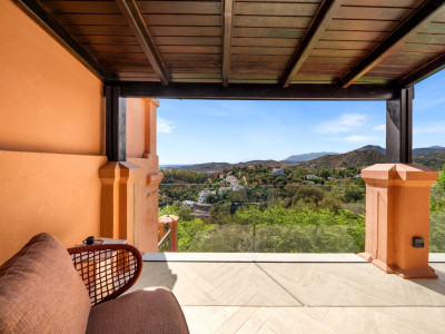 Apartamento en venta en Monte Halcones, Benahavis