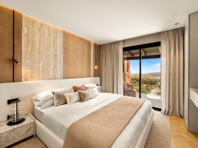 Apartamento en venta en Monte Halcones, Benahavis