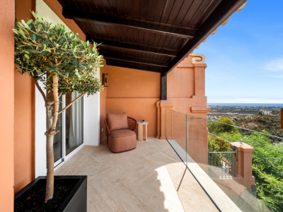 Apartamento en venta en Monte Halcones, Benahavis