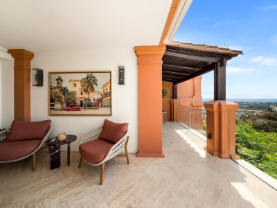 Apartamento en venta en Monte Halcones, Benahavis