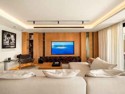Apartamento en venta en Monte Halcones, Benahavis