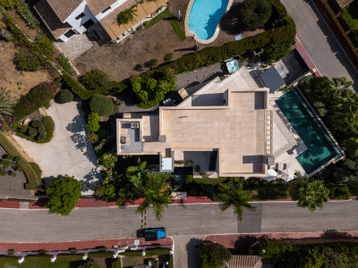 Villa zum Verkauf in Nueva Andalucia