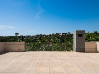 Villa zum Verkauf in Nueva Andalucia