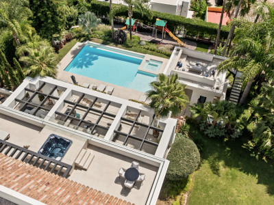 Вилла в продаже в El Paraiso, Эстепона