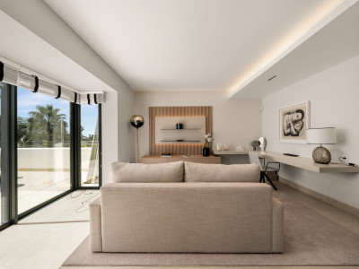 Вилла в продаже в El Paraiso, Эстепона