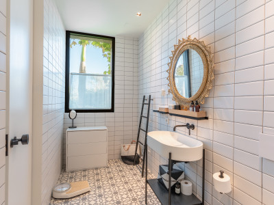 Villa for sale in La Mairena, Marbella East