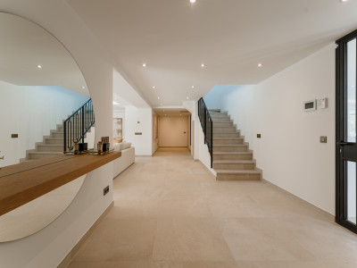 Villa zum Verkauf in Rocio de Nagüeles, Marbella Goldene Meile