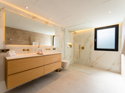 Villa zum Verkauf in Rocio de Nagüeles, Marbella Goldene Meile