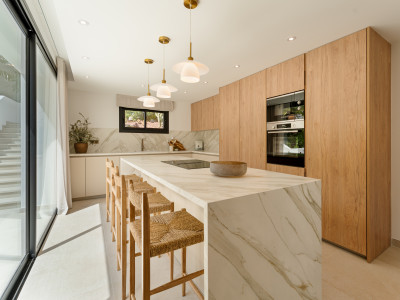 Villa zum Verkauf in Rocio de Nagüeles, Marbella Goldene Meile