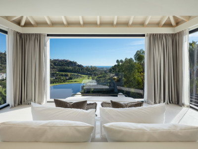 Villa zum Verkauf in Los Arqueros, Benahavis