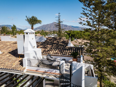 Пентхаус дуплекс в продаже в Castiglione, Сан Педро де Алькантара