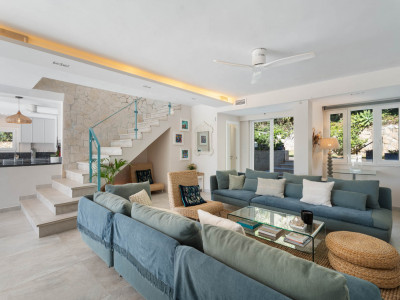 Villa zum Verkauf in El Rosario, Marbella Ost