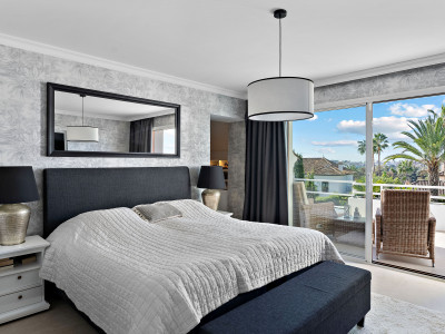 Дуплекс в продаже в Alcores del Golf, Новая Андалусия