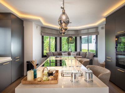 Вилла в продаже в La Quinta, Бенахавис