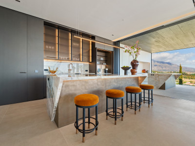 Villa zum Verkauf in El Herrojo, Benahavis