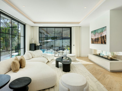 Villa à vendre à El Herrojo, Benahavis