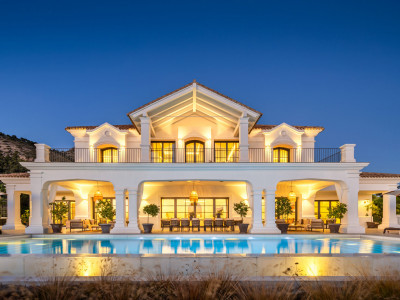 Вилла в продаже в Marbella Club Golf Resort, Бенахавис