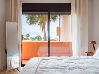 Apartamento en venta en Cumbres de Los Almendros, Benahavis