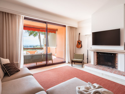 Apartamento en venta en Cumbres de Los Almendros, Benahavis