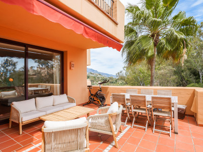 Apartamento en venta en Cumbres de Los Almendros, Benahavis