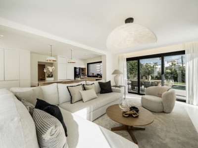 Villa for sale in Linda Vista Alta, San Pedro de Alcantara