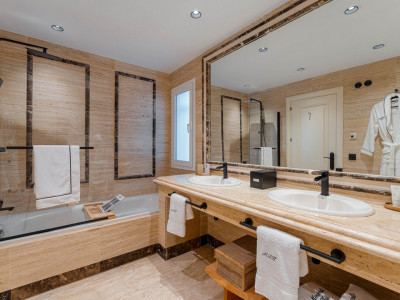 Apartamento en venta en Sierra Blanca, Marbella Golden Mile