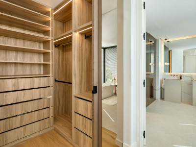 Villa à vendre à Elviria, Marbella Est