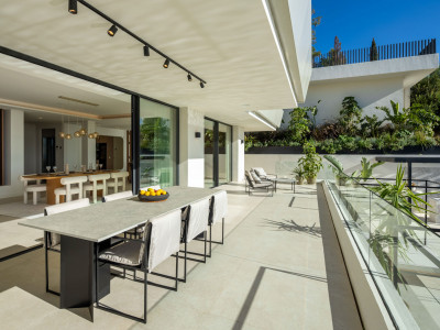 Villa à vendre à Elviria, Marbella Est