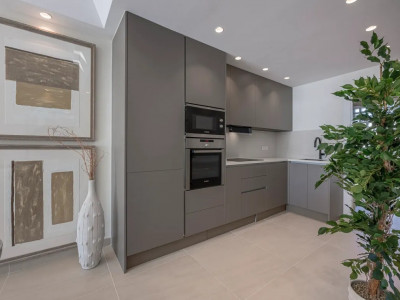 Apartamento en venta en Costalita, Estepona