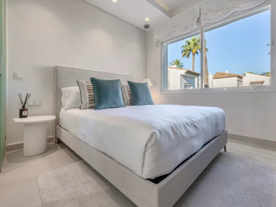 Apartamento en venta en Costalita, Estepona