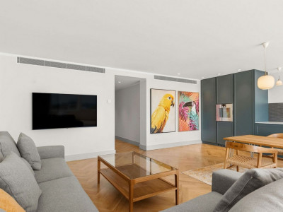 Apartamento en venta en Palacetes Los Belvederes, Nueva Andalucia