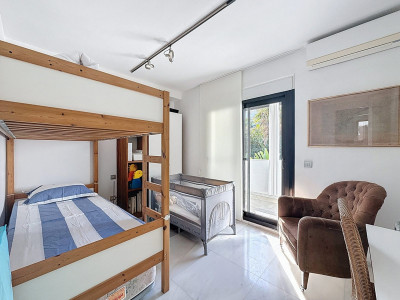 Semi Detached Villa for sale in Guadalvillas, San Pedro de Alcantara