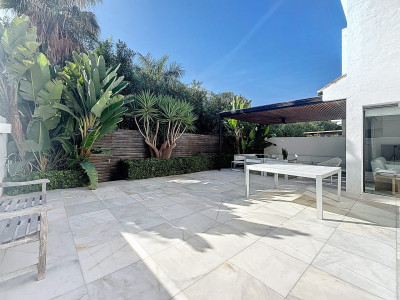 Semi Detached Villa for sale in Guadalvillas, San Pedro de Alcantara