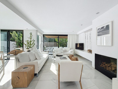 Semi Detached Villa for sale in Guadalvillas, San Pedro de Alcantara