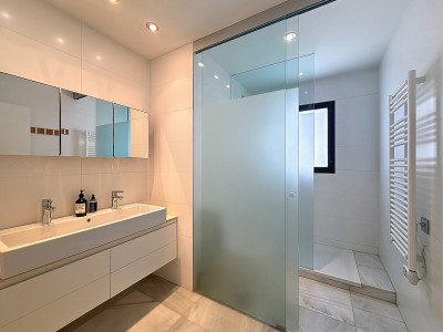 Semi Detached Villa for sale in Guadalvillas, San Pedro de Alcantara