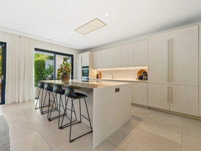 Villa à vendre à Nueva Andalucia