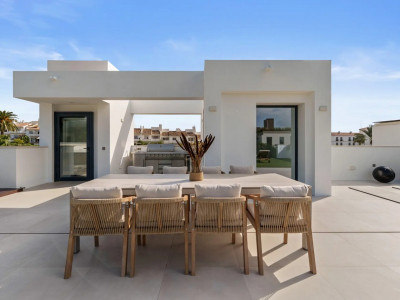 Villa à vendre à Nueva Andalucia