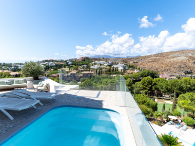 Duplex Penthouse à vendre à Tee 5, Benahavis