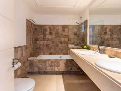 Duplex Penthouse à vendre à Tee 5, Benahavis