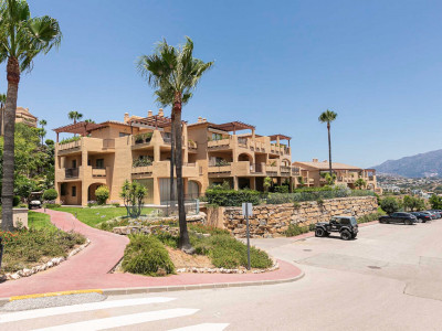 Apartamento en venta en Hacienda del Señorio de Cifuentes, Benahavis