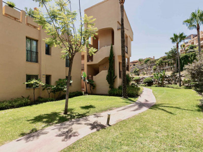 Apartamento en venta en Hacienda del Señorio de Cifuentes, Benahavis