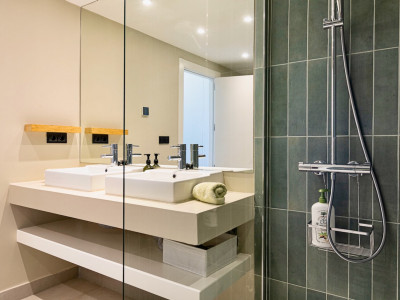 Apartamento en venta en Hacienda del Señorio de Cifuentes, Benahavis