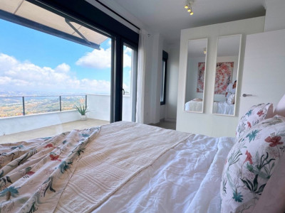 Adosado en venta en La Mairena, Marbella Este