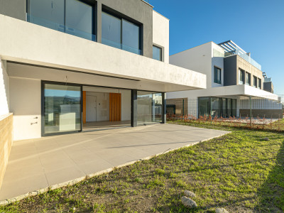 Adosado en venta en Atalaya, Estepona