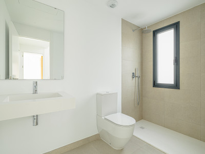 Adosado en venta en Atalaya, Estepona