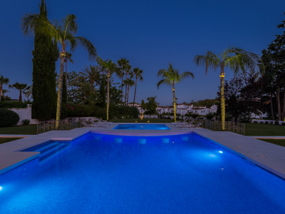 Villa en venta en La Cerquilla, Nueva Andalucia