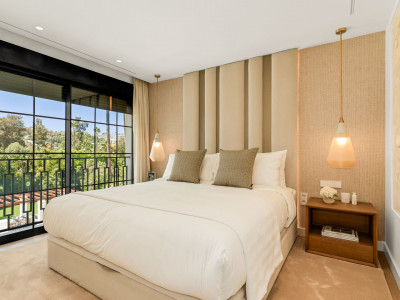 Villa for sale in Las Brisas del Golf, Nueva Andalucia